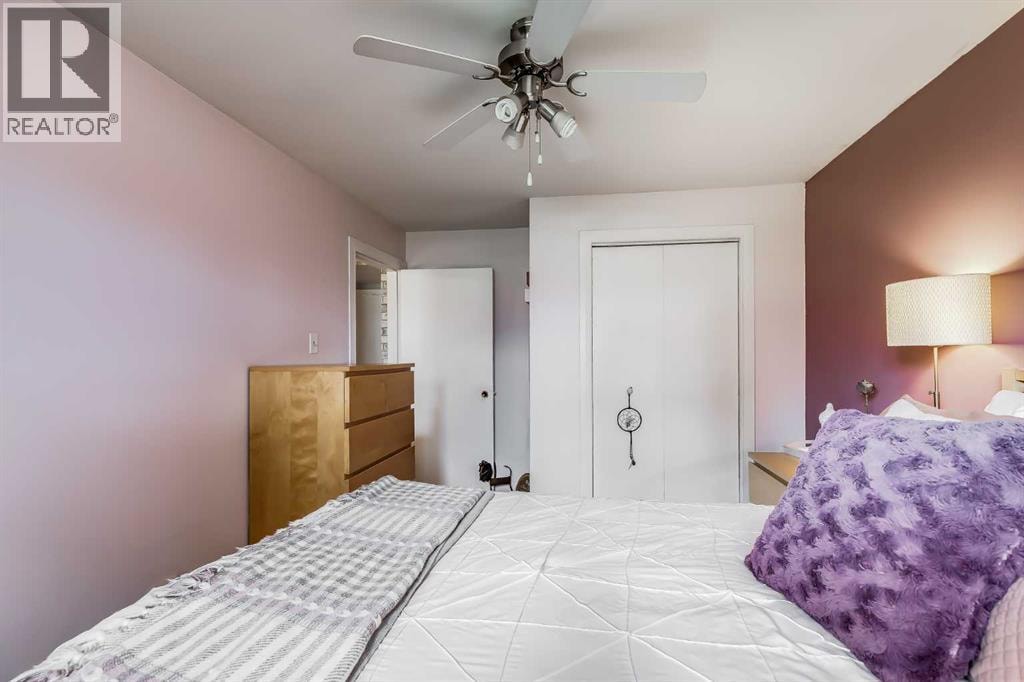 2021 38 Street SE — photo 22