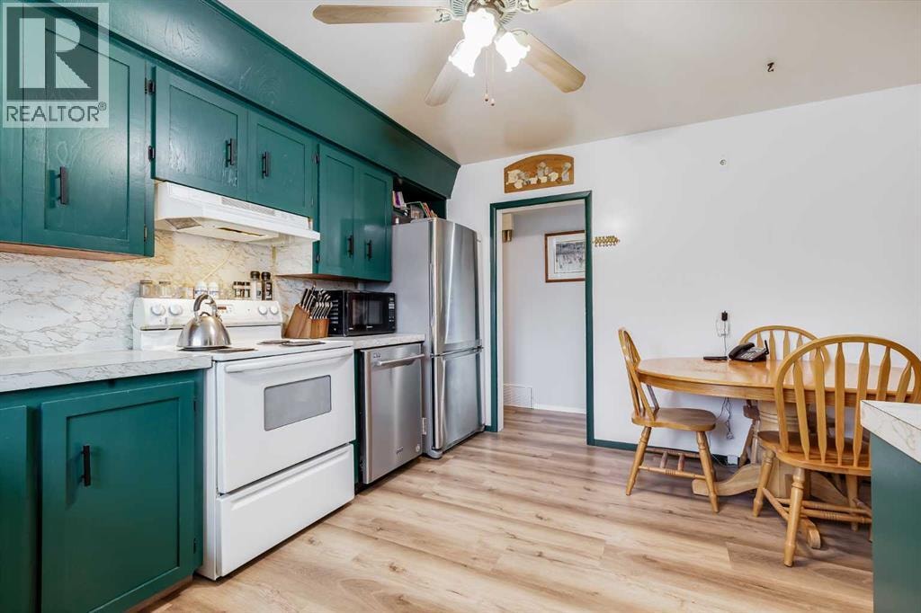 2021 38 Street SE — photo 12