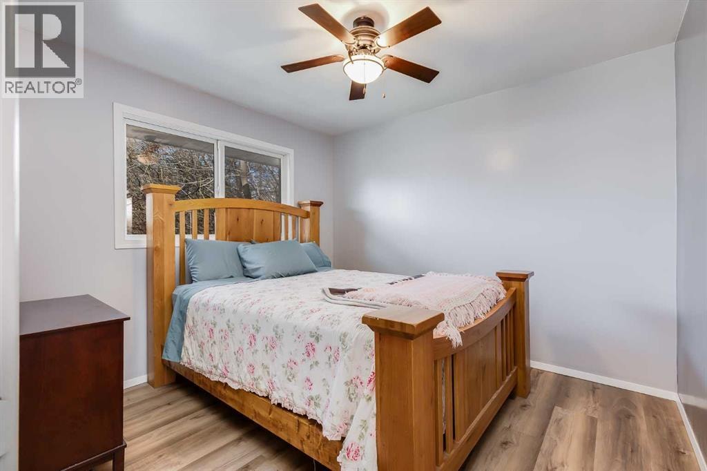 2021 38 Street SE — photo 17