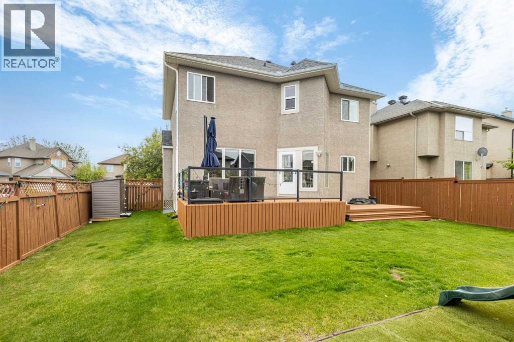 23 Strathlea Crescent SW — photo 43