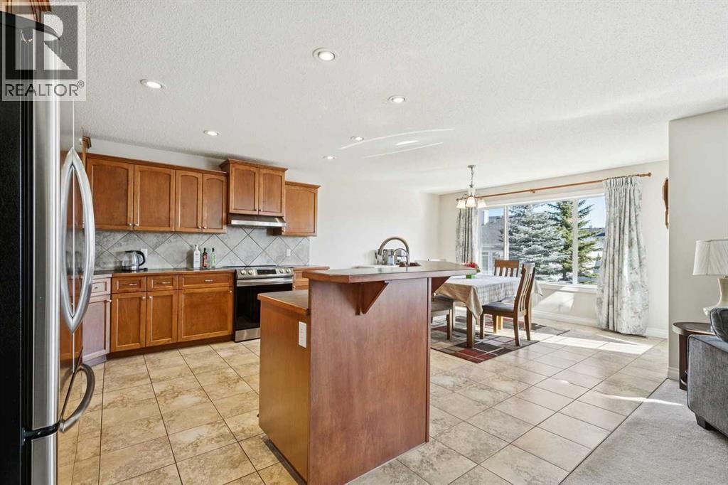 63 Westmount Circle — photo 9