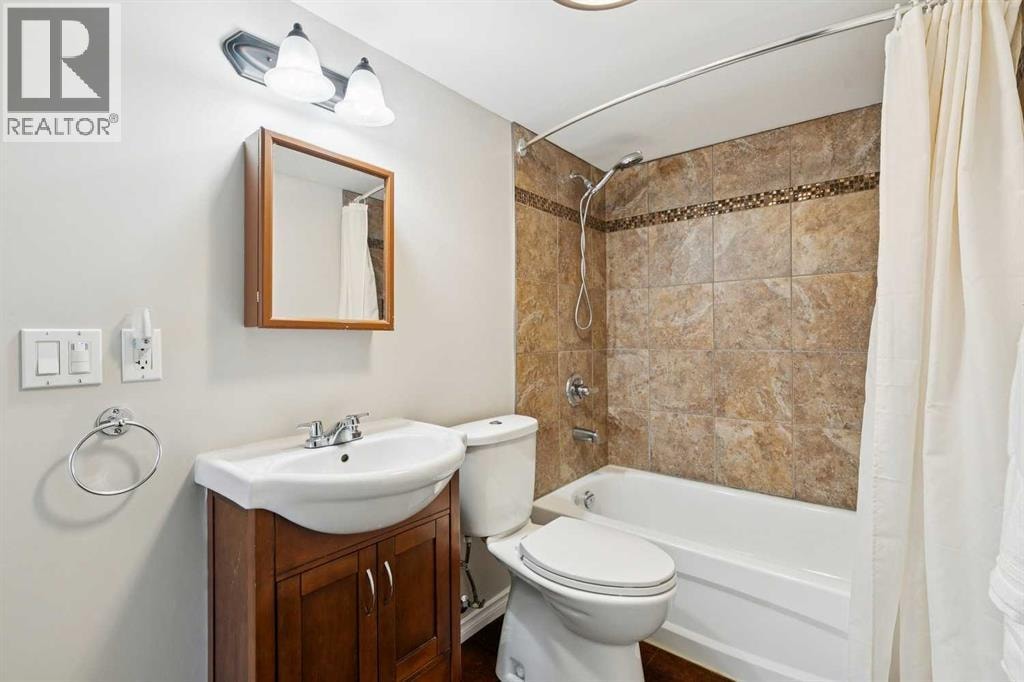 63 Westmount Circle — photo 45