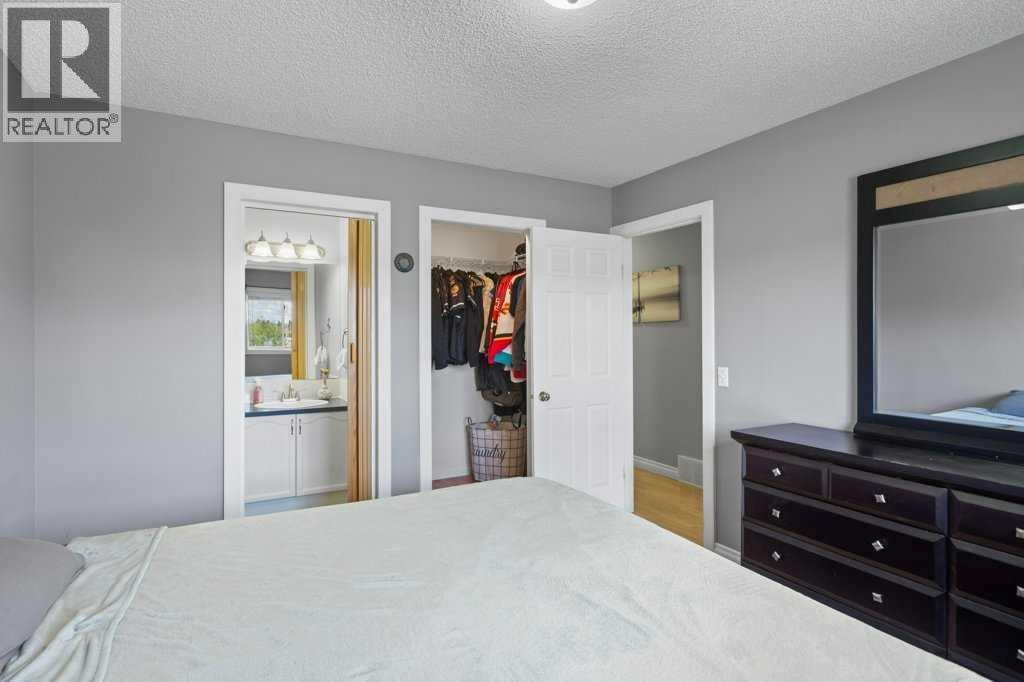 202 Willowbrook Close NW — photo 19