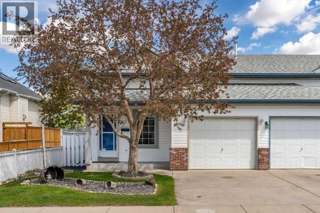 202 Willowbrook Close NW — photo 42