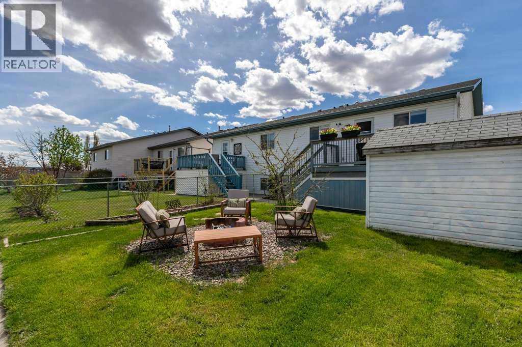 202 Willowbrook Close NW — photo 33