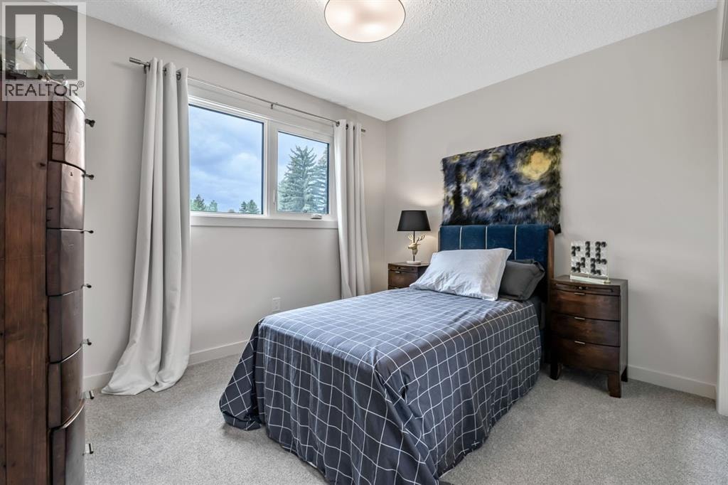 263 Silvergrove Place NW — photo 40