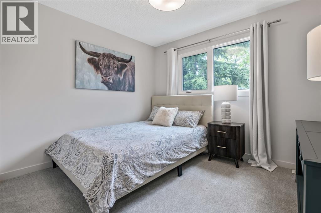 263 Silvergrove Place NW — photo 39