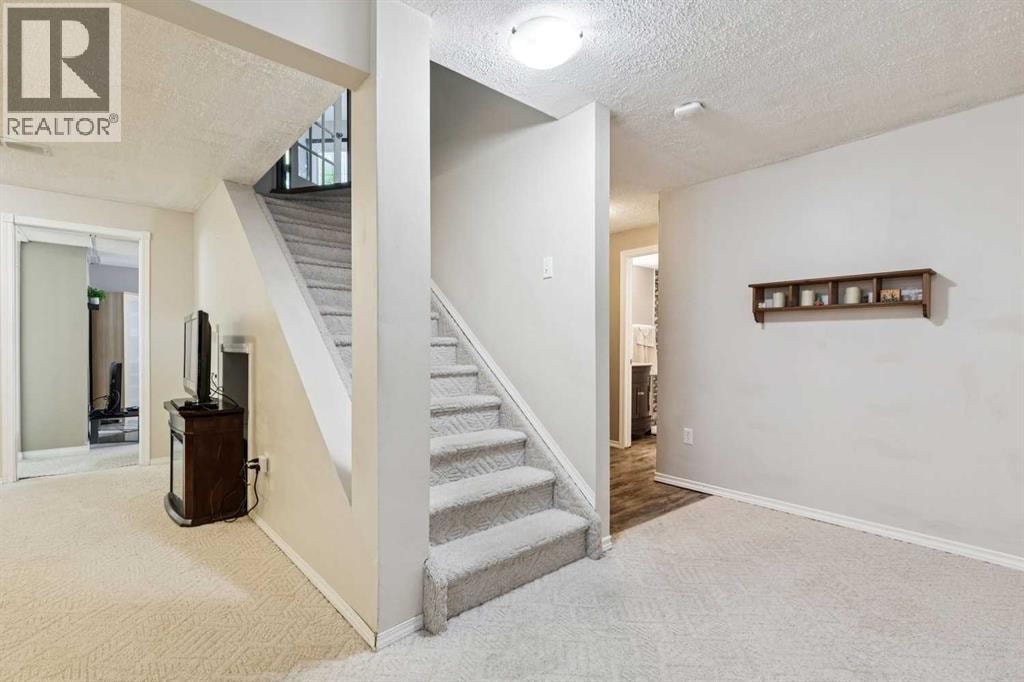 48 Westridge Drive — photo 25