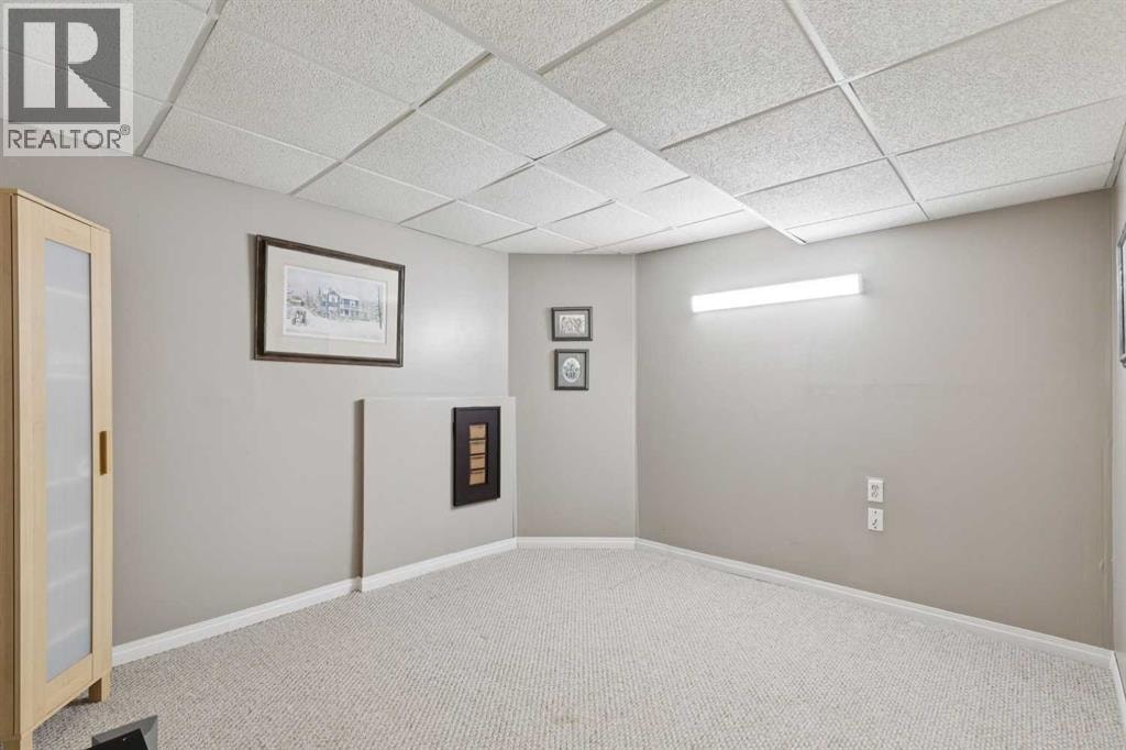 48 Westridge Drive — photo 31