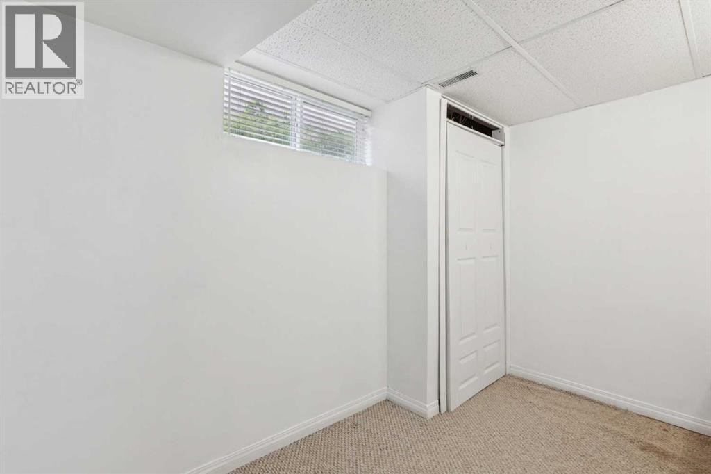 48 Westridge Drive — photo 34