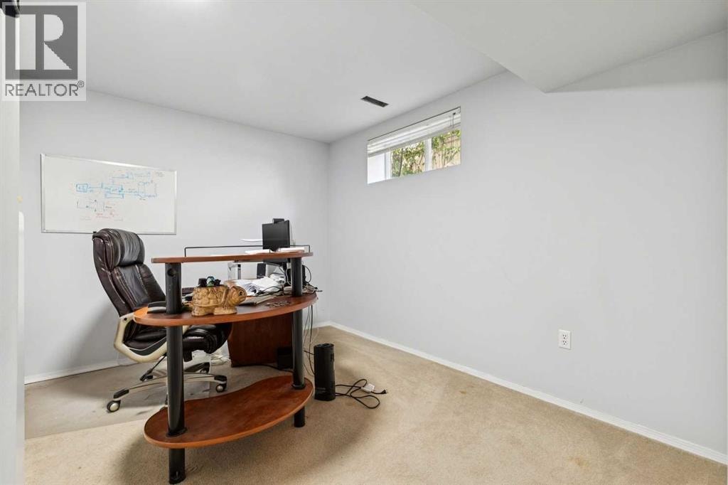 48 Westridge Drive — photo 32