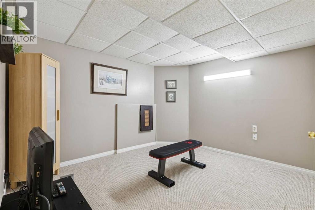 48 Westridge Drive — photo 29