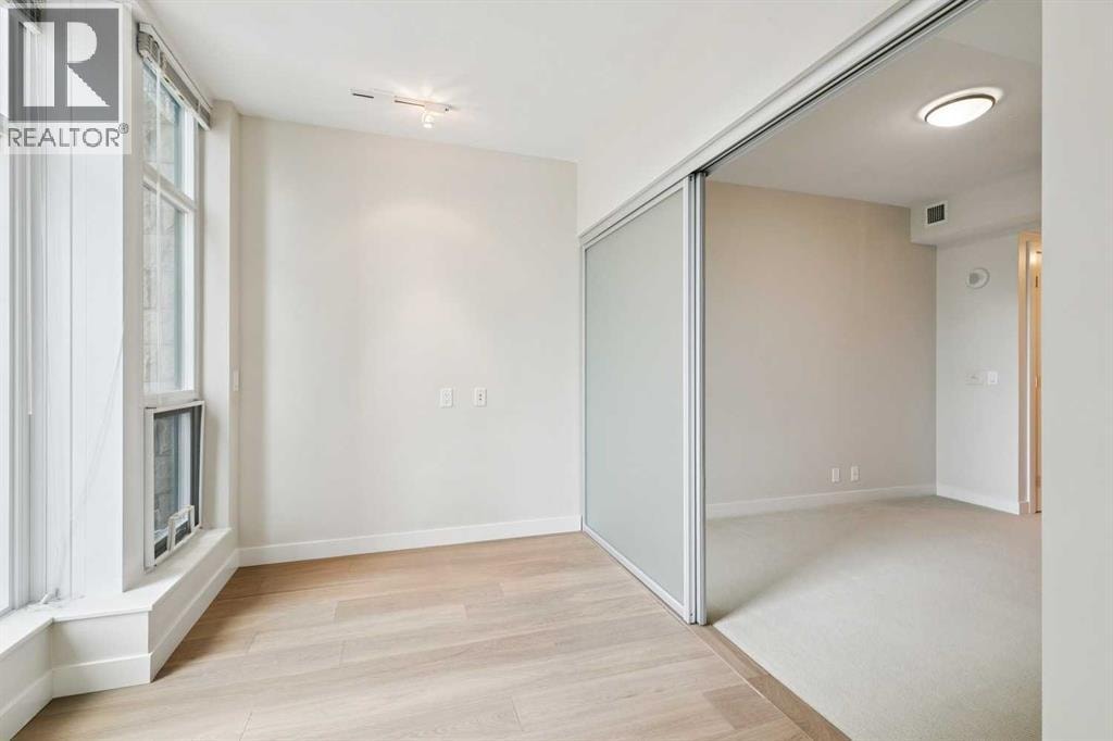 416, 222 Riverfront Avenue SW — photo 13