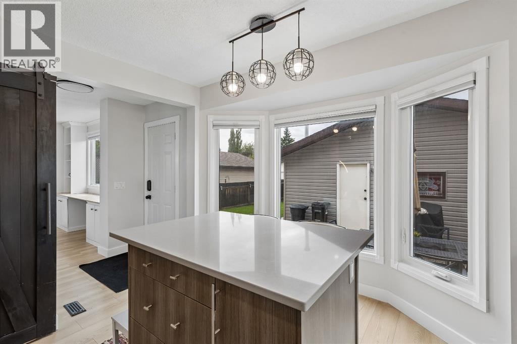 2129 Summerfield Boulevard SE — photo 9