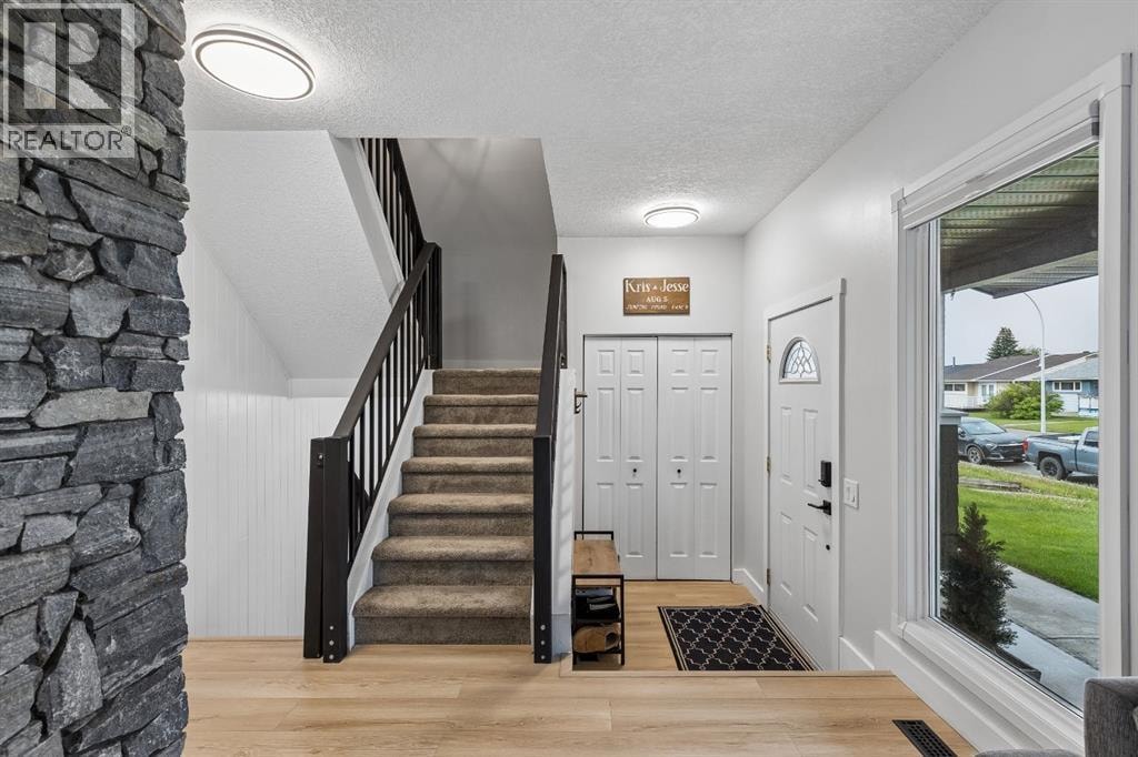 2129 Summerfield Boulevard SE — photo 5