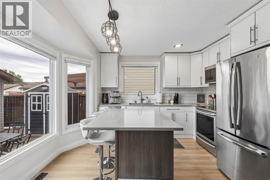 2129 Summerfield Boulevard SE — photo 8
