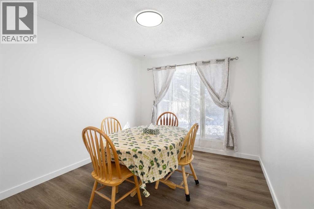 95 Beddington Way NE — photo 7