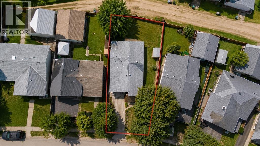 95 Beddington Way NE — photo 35