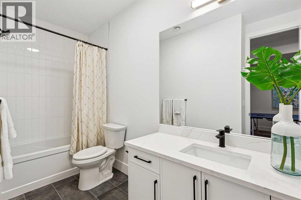 1527 29 Avenue SW — photo 44