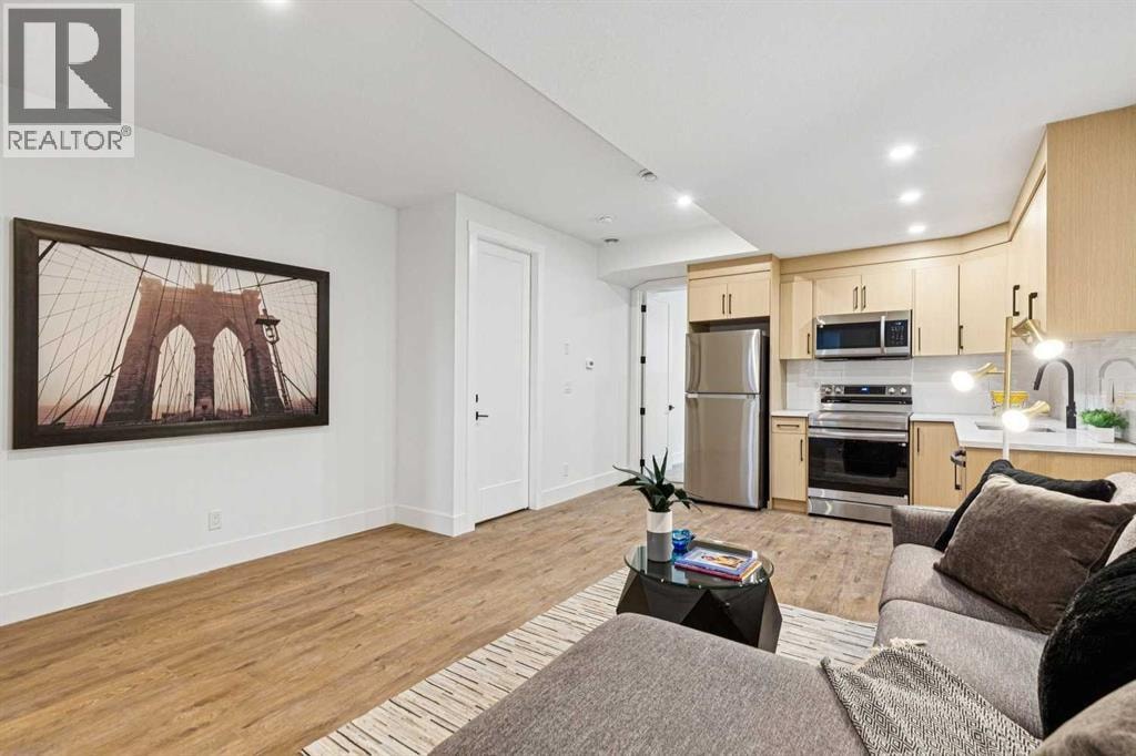 1527 29 Avenue SW — photo 42