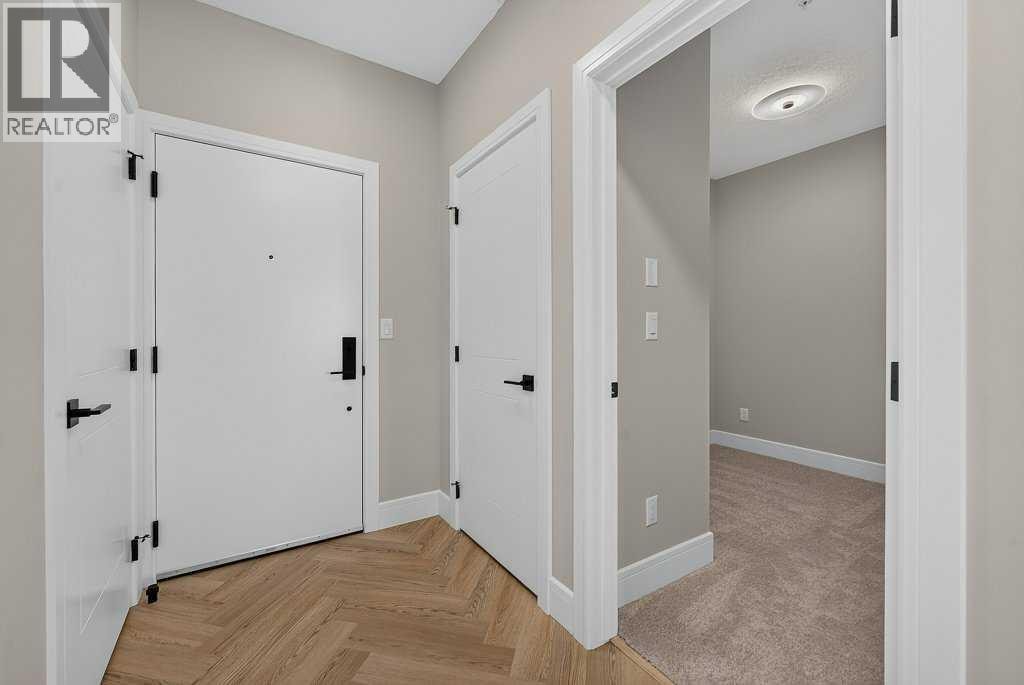 2214, 4270 Norford Avenue NW — photo 10