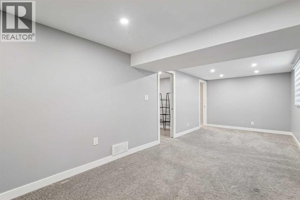 427 96 Avenue SE — photo 39