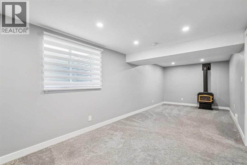 427 96 Avenue SE — photo 37