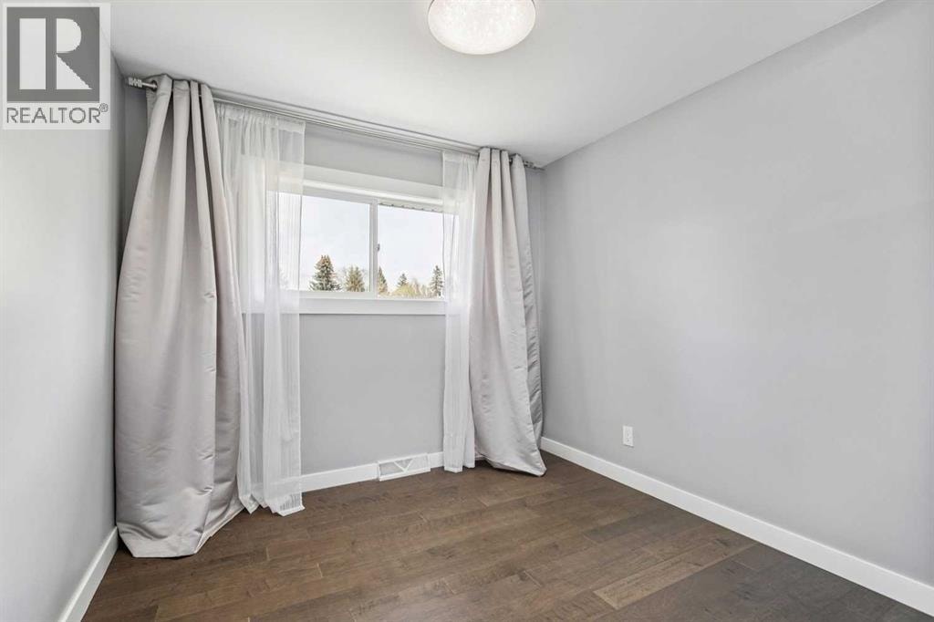 427 96 Avenue SE — photo 26