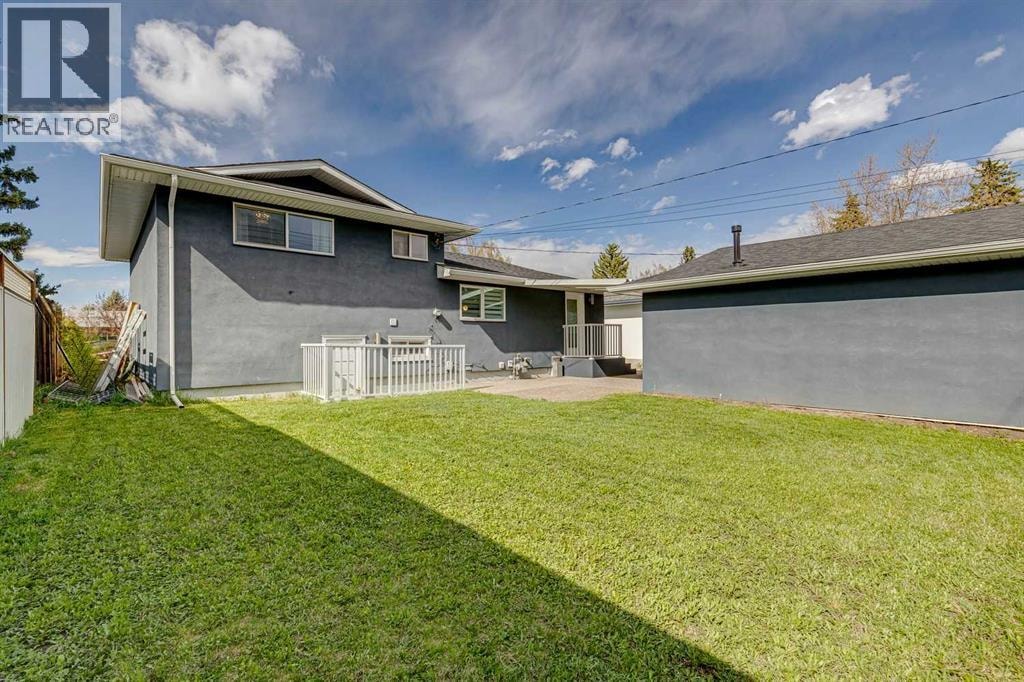 427 96 Avenue SE — photo 46