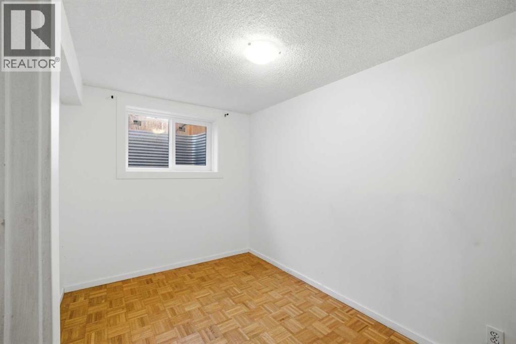 19 Appletree Close SE — photo 36