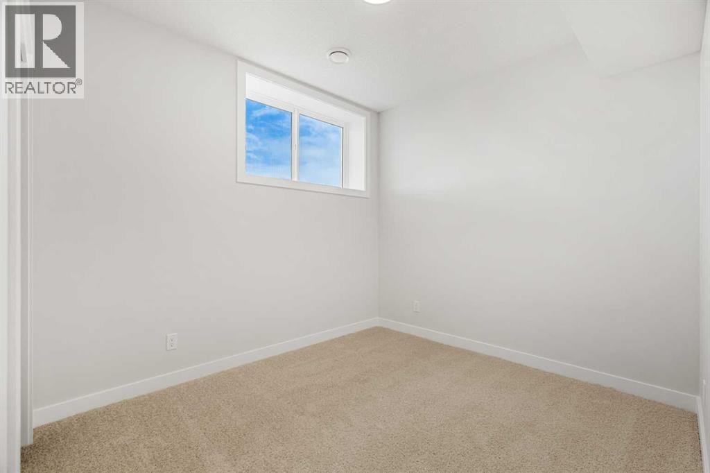 192 Belmont Place SW — photo 41