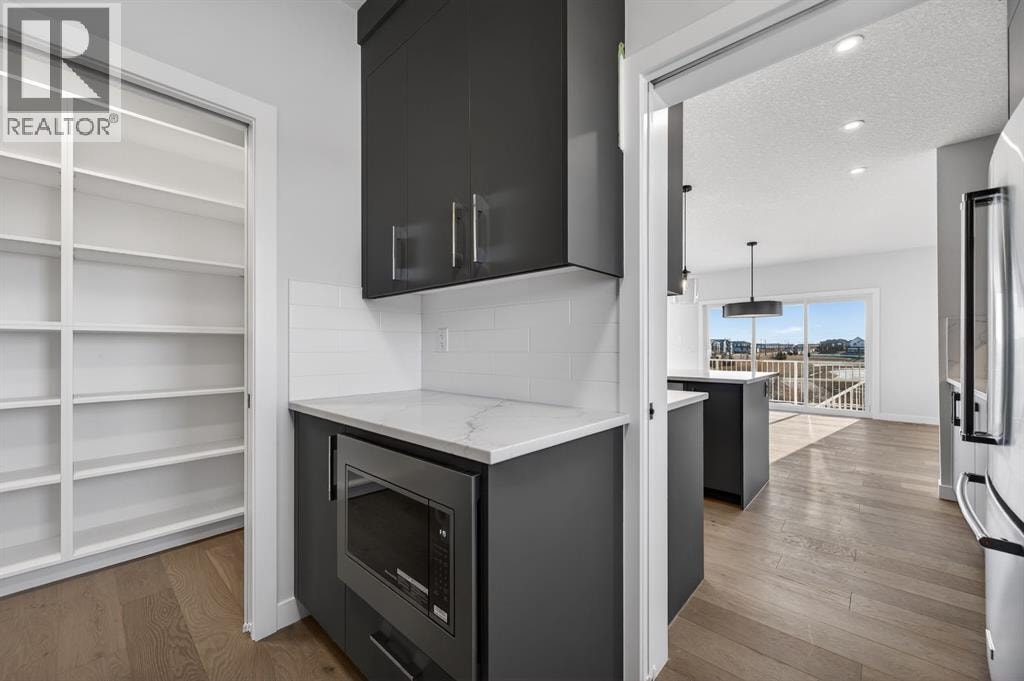 709 Dawson Common — photo 5