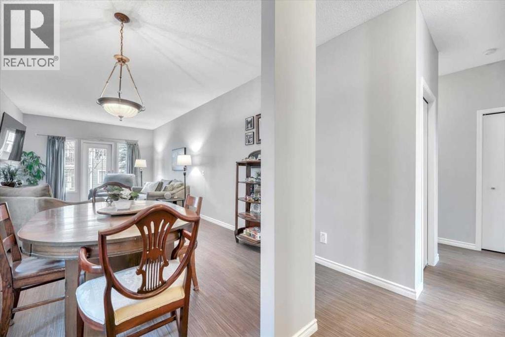 35, 72 Millside Drive SW — photo 6