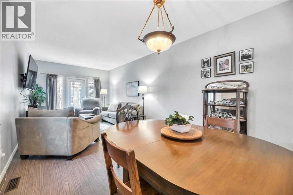 35, 72 Millside Drive SW — photo 8