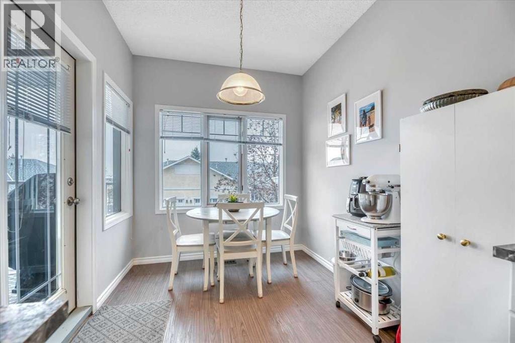 35, 72 Millside Drive SW — photo 12