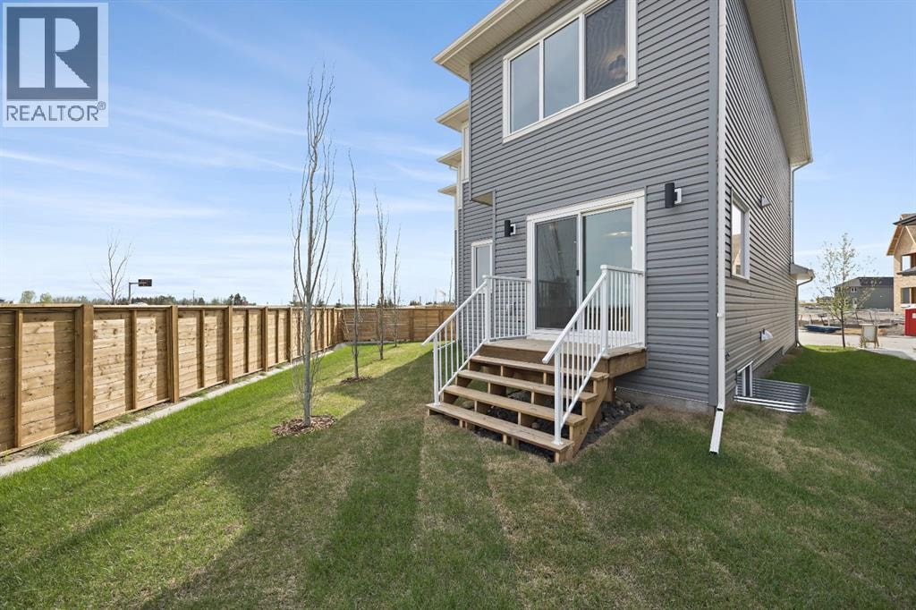 150 Prince Crescent — photo 33