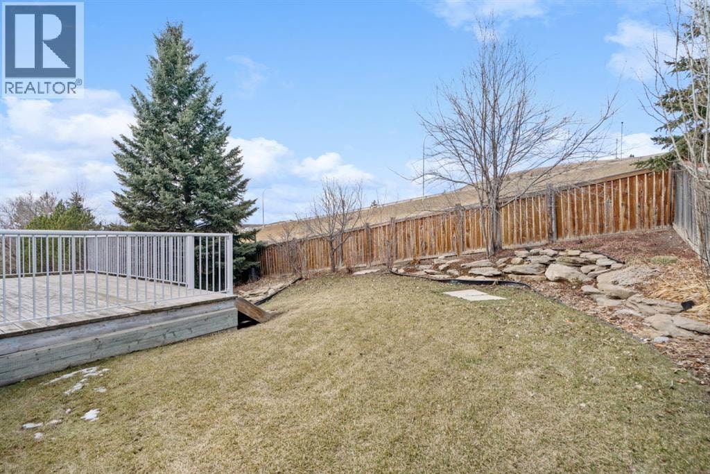 48 Headlands Close — photo 46