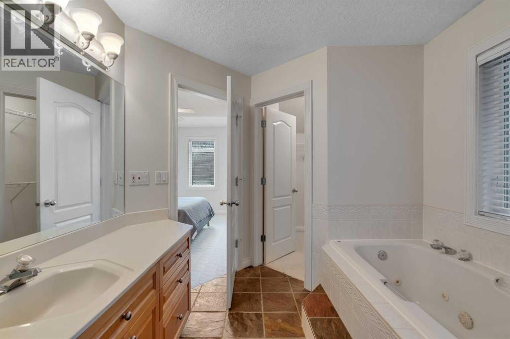 2834 Parkdale Boulevard NW — photo 23