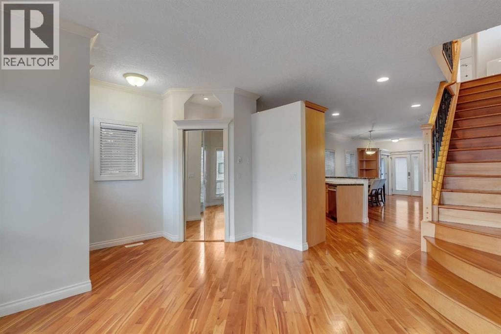 2834 Parkdale Boulevard NW — photo 3