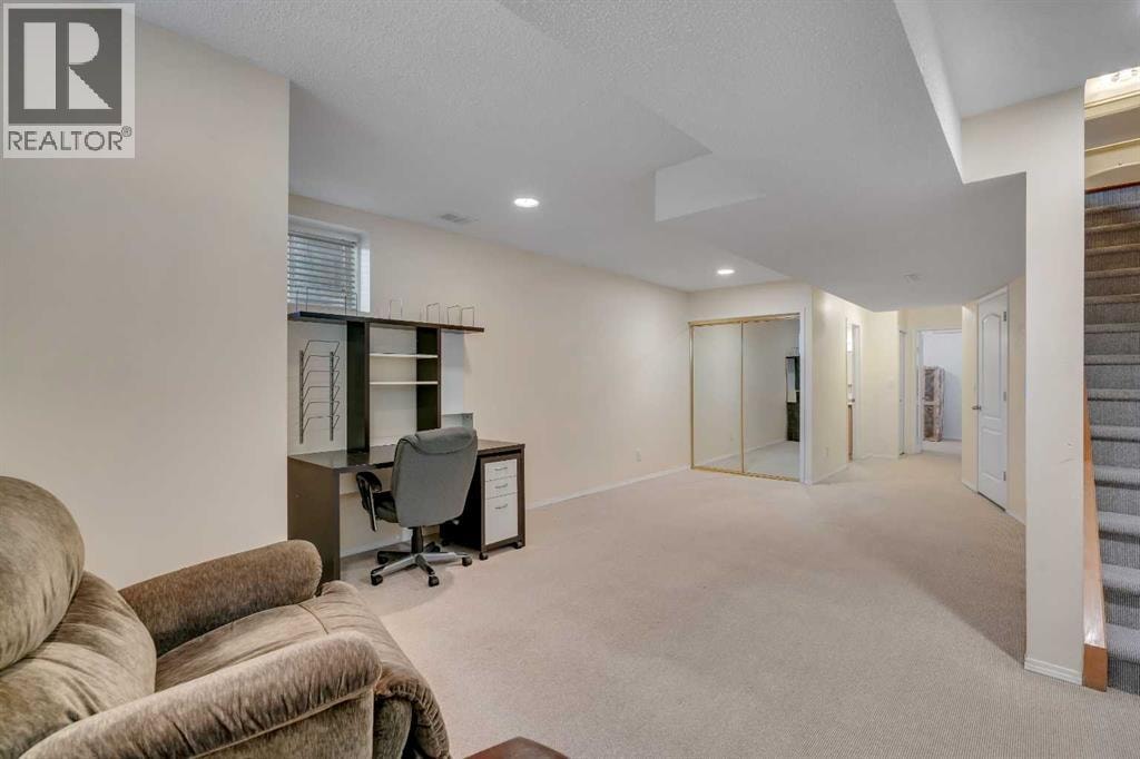 2834 Parkdale Boulevard NW — photo 31