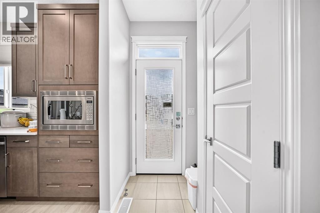 256 Belmont Boulevard SW — photo 17