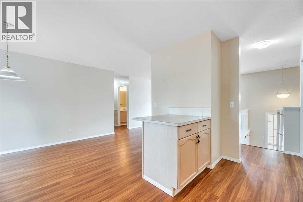 1, 15 Rocky Ridge Gate NW — photo 22