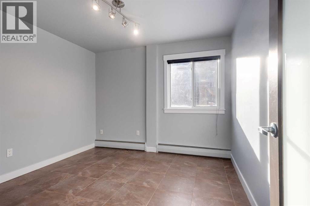 11, 1230 Cameron Avenue SW — photo 19