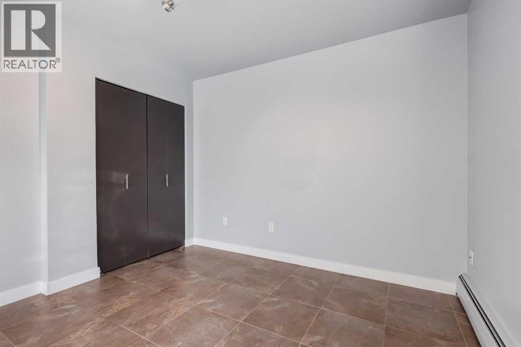 11, 1230 Cameron Avenue SW — photo 22