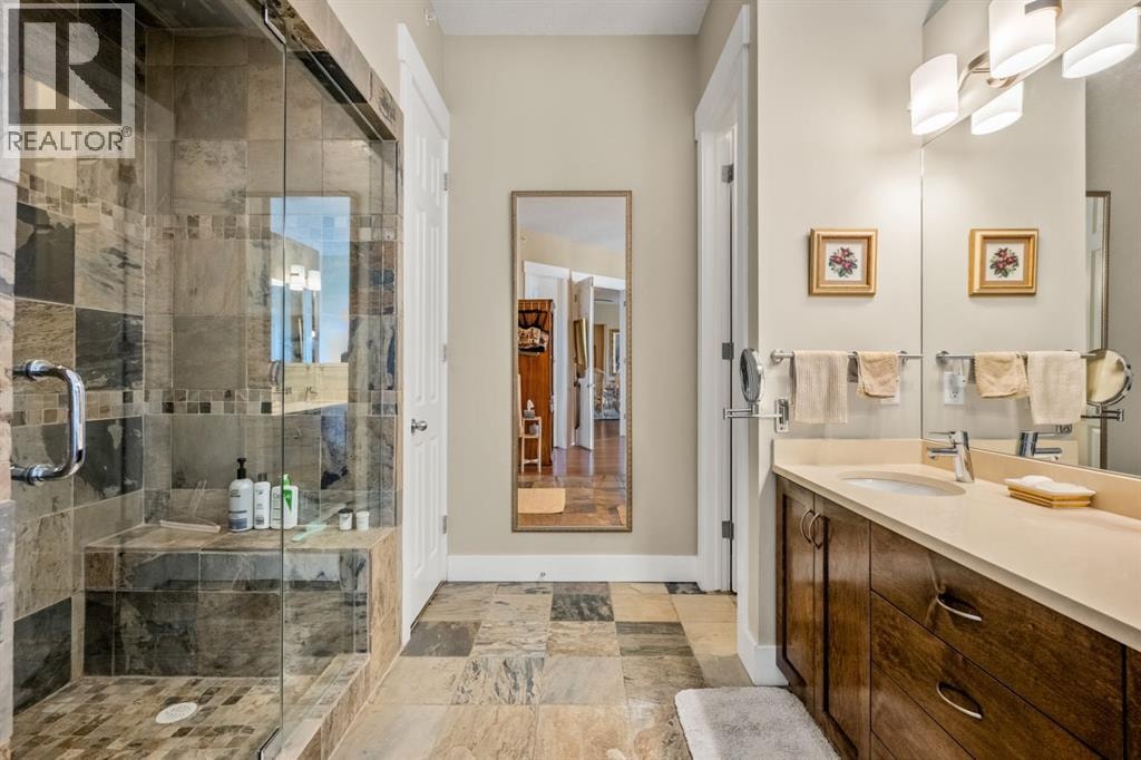 404, 4 Hemlock Crescent SW — photo 21