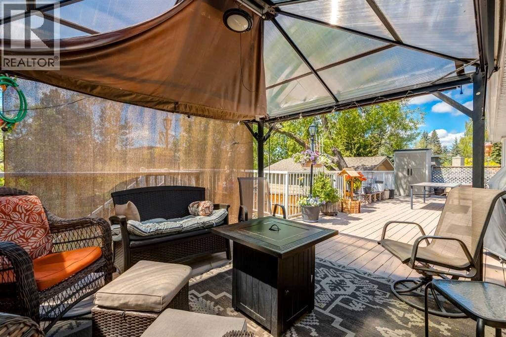 216 Cannington Place SW — photo 35
