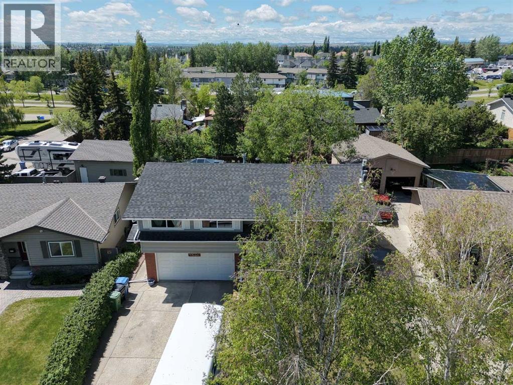 216 Cannington Place SW — photo 45
