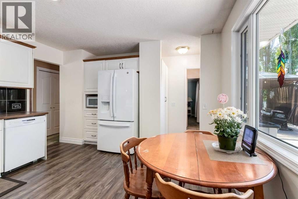 216 Cannington Place SW — photo 7