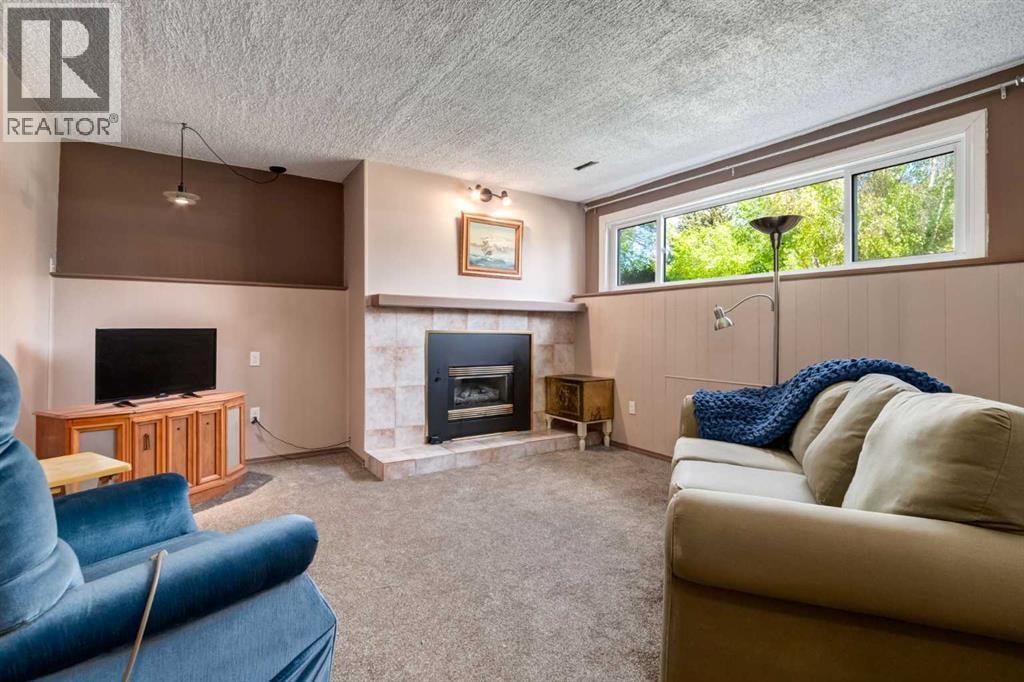 216 Cannington Place SW — photo 22