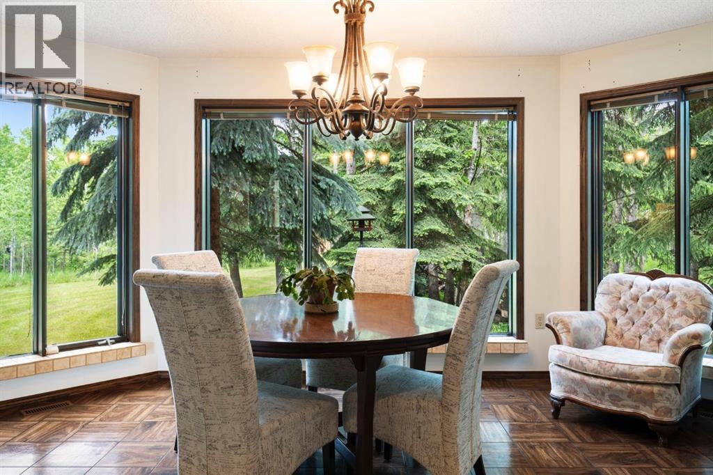 39 Bearspaw Ridge Crescent — photo 14